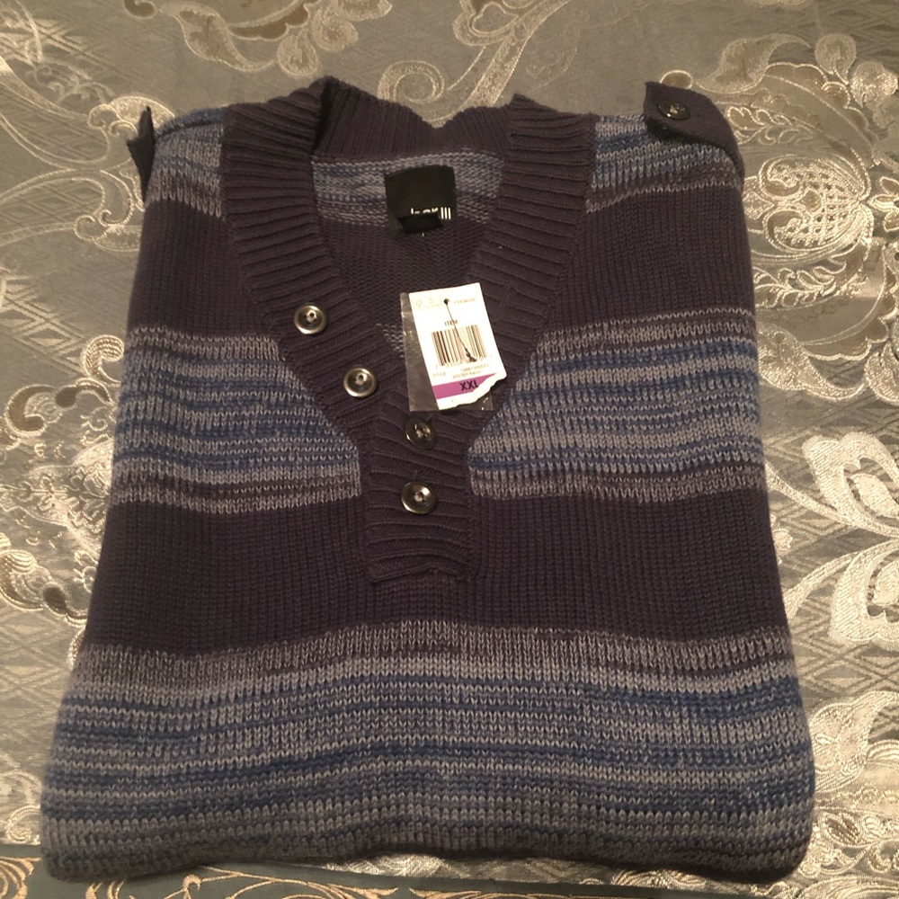 Men’s sweater